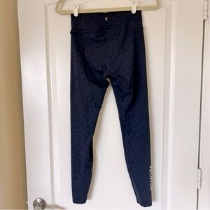 PELOTON MOVE MISSION HIGH RISE CHEETAH LEGGING